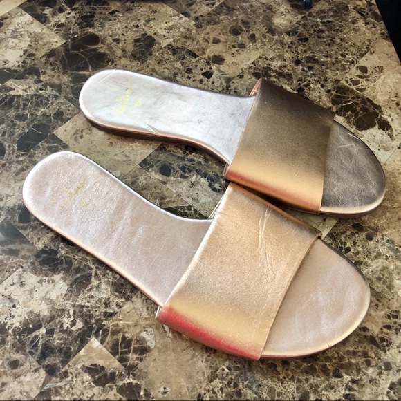 NEW Lulu’s Rose Gold Nappa Leather Slide Sandals 8 - Picture 2 of 4